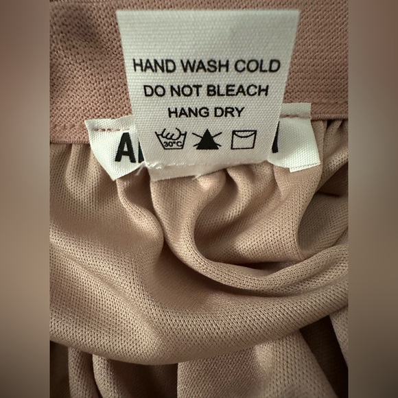 Amber Sky Romantic Coquette
Floral Tulle Midi Multi Layered Skirt Pink Sz Small - Picture 14 of 16